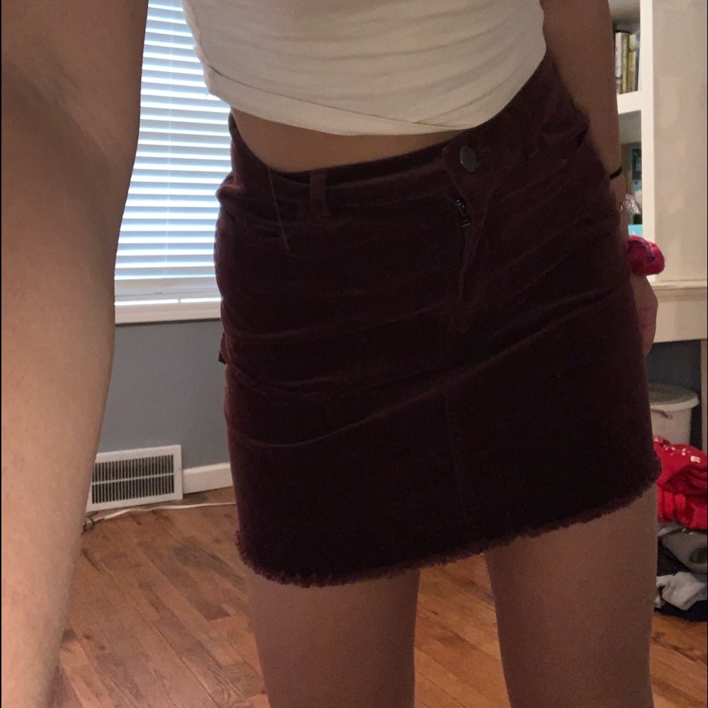 Forever 21 maroon skirt